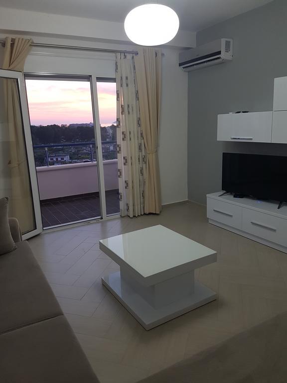 Modern Cozy Apartment Seaview Vlore Bagian luar foto