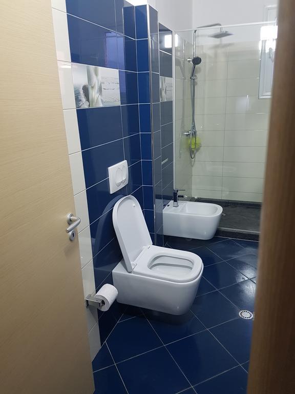 Modern Cozy Apartment Seaview Vlore Bagian luar foto