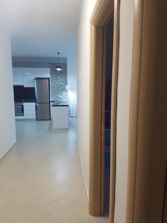 Modern Cozy Apartment Seaview Vlore Bagian luar foto