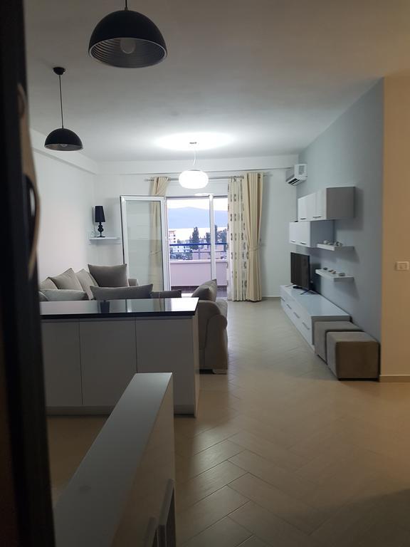 Modern Cozy Apartment Seaview Vlore Bagian luar foto