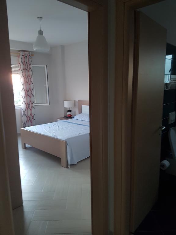 Modern Cozy Apartment Seaview Vlore Bagian luar foto
